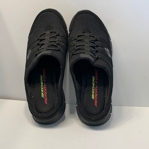 Don't fit my feet after foot surgery. New, never worn!